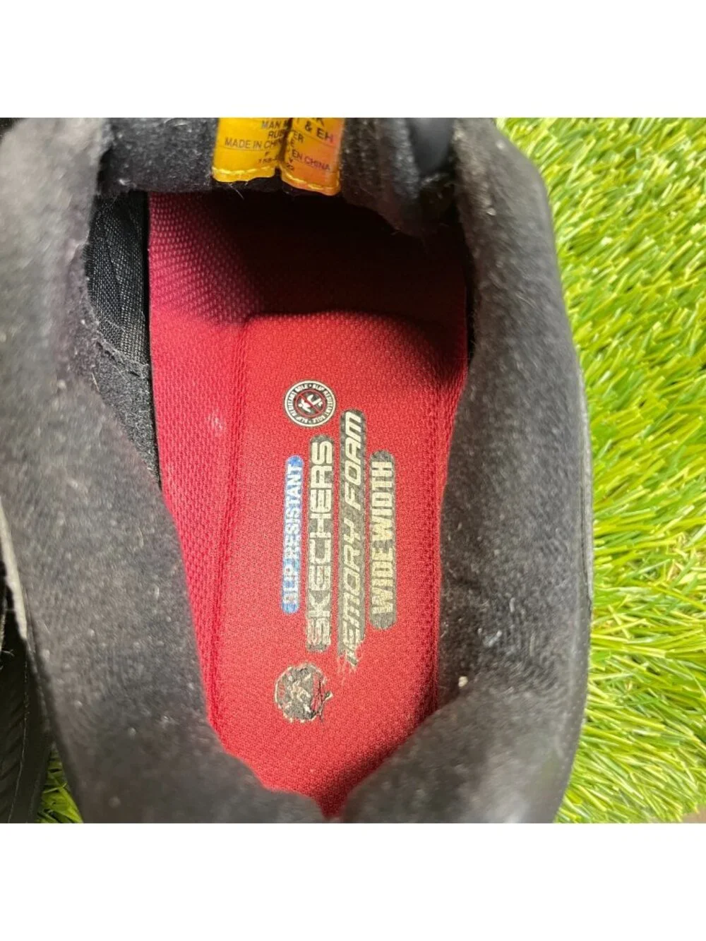 Skechers please review